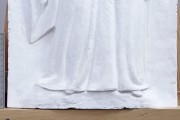 Plastik — Relief „Trauernde“ (Endzustand, Detail)