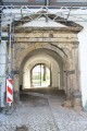 Schloss Ehrenstein, Renaissance-Portal der Tordurchfahrt an der Westfassade des Ostflügels – Vorzustand